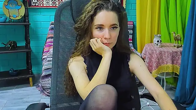 Snapshot of Miss_Barbara_ chatting on 01/29/25, 03:58 Miss Barbara online show from 01/29/25, 03:58