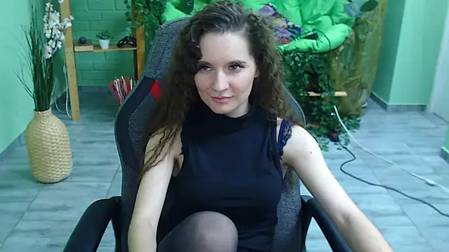 Snapshot of Miss_Barbara_ chatting on 02/11/25, 09:25 Miss Barbara online show from 02/11/25, 09:25