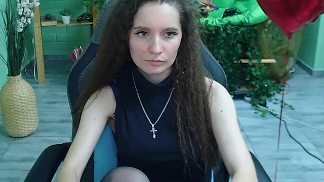 Snapshot of Miss_Barbara_ chatting on 02/15/25, 01:31 Miss Barbara online show from 02/15/25, 01:31