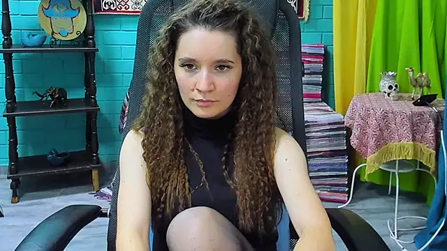 Snapshot of Miss_Barbara_ chatting on 02/20/25, 04:36 Miss Barbara online show from 02/20/25, 04:36
