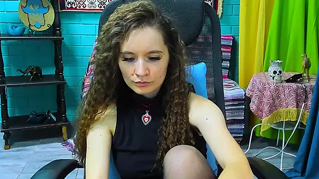 Snapshot of Miss_Barbara_ chatting on 03/18/25, 06:48 Miss Barbara online show from 03/18/25, 06:48