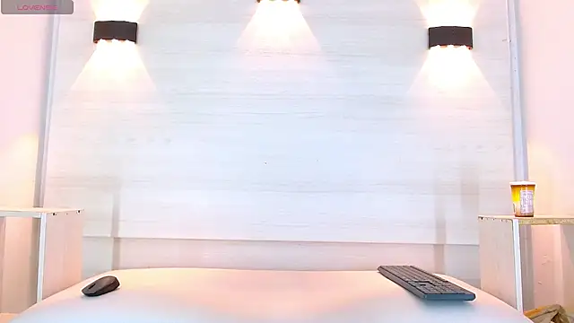 Snapshot of jeic_18 chatting on 10/09/25, 12:25 jeic 18 online show from 10/09/25, 12:25