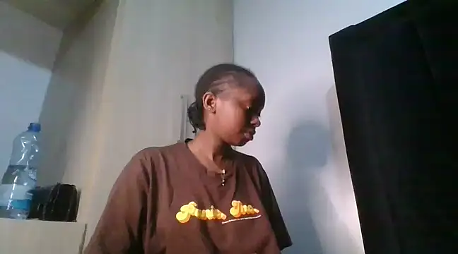 Snapshot of Sexy_barb2 chatting on 02/28/25, 05:37 Sexy barb2 online show from 02/28/25, 05:37
