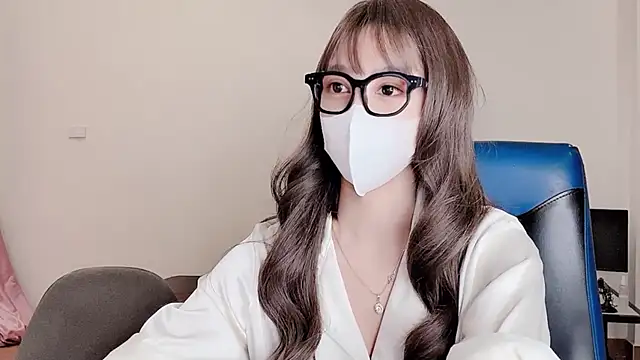 Snapshot of Mono-Stewardesss chatting on 12/27/24, 01:28 Mono-Stewardesss online show from 12/27/24, 01:28