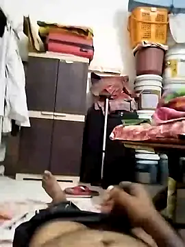 Snapshot of findmemylove chatting on 01/08/25, 07:56 findmemylove online show from 01/08/25, 07:56