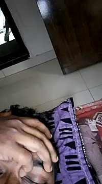 Snapshot of findmemylove chatting on 01/13/25, 08:04 findmemylove online show from 01/13/25, 08:04