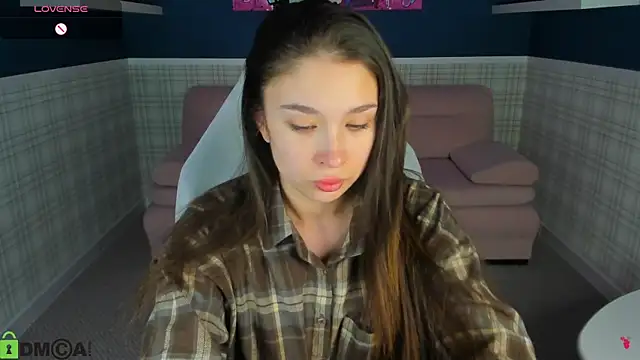 Snapshot of Anna_Way chatting on 05/12/26, 12:52 Anna Way online show from 05/12/26, 12:52