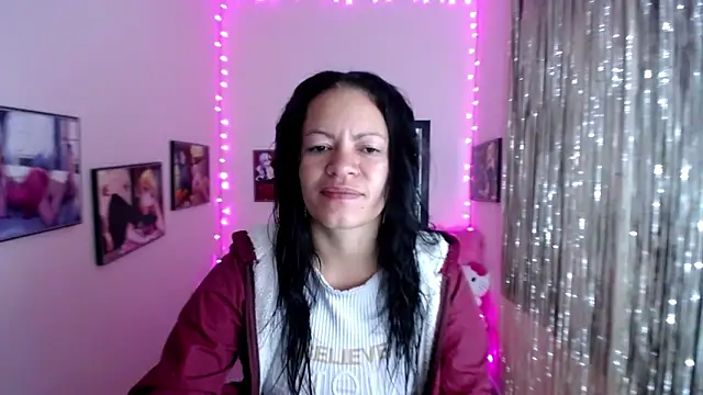 Cristal w online show from 02/07/25, 12:28