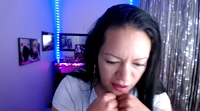 Cristal w online show from 03/18/25, 05:53