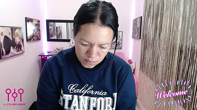 Cristal w online show from 10/16/25, 12:39