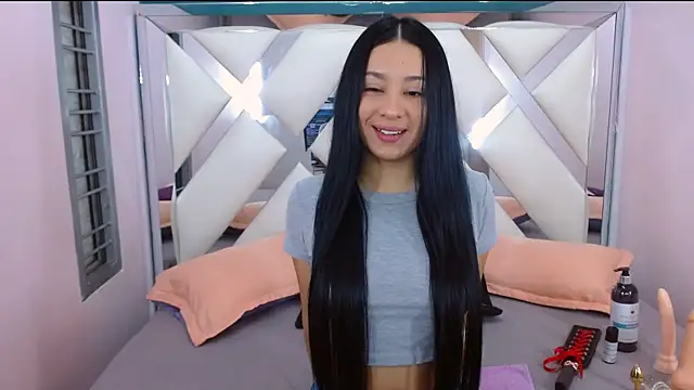 Lila Pinky online show from 02/12/25, 01:59