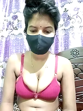 Snapshot of Anusri- chatting on 03/19/25, 05:39 Anusri- online show from 03/19/25, 05:39