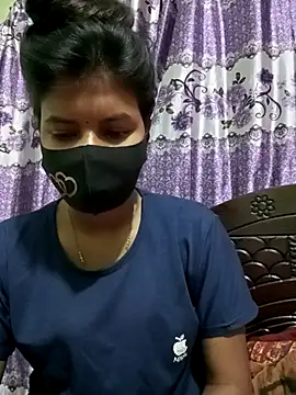 Snapshot of Anusri- chatting on 03/22/25, 02:03 Anusri- online show from 03/22/25, 02:03