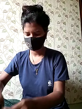 Snapshot of Anusri- chatting on 03/23/25, 07:20 Anusri- online show from 03/23/25, 07:20