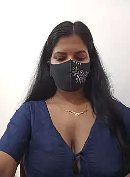 Snapshot of Anusri- chatting on 09/23/25, 01:58 Anusri- online show from 09/23/25, 01:58