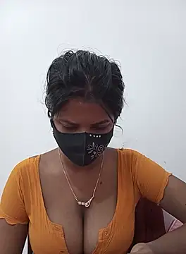 Snapshot of Anusri- chatting on 09/24/25, 07:12 Anusri- online show from 09/24/25, 07:12