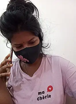 Snapshot of Anusri- chatting on 09/27/25, 07:57 Anusri- online show from 09/27/25, 07:57