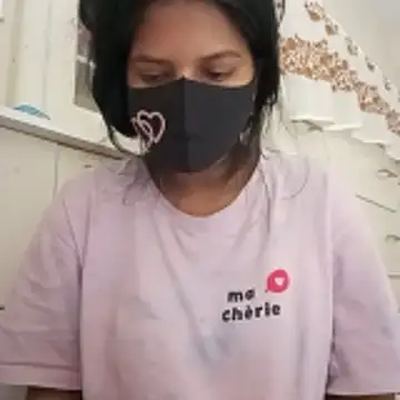 Snapshot of Anusri- chatting on 11/26/25, 04:57 Anusri- online show from 11/26/25, 04:57