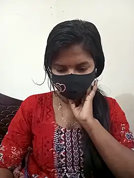 Snapshot of Anusri- chatting on 12/20/25, 11:17 Anusri- online show from 12/20/25, 11:17