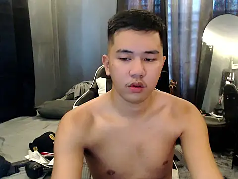 xgregor07 online show from 11/07/25, 05:51