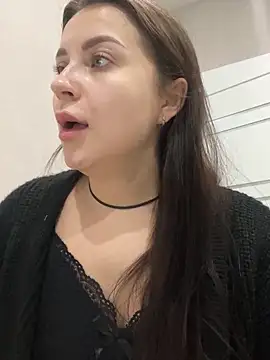 Snapshot of ellie_ssexy chatting on 01/04/25, 04:44 ellie ssexy online show from 01/04/25, 04:44