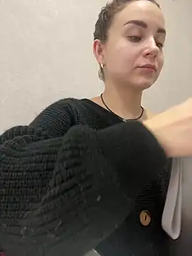 Snapshot of ellie_ssexy chatting on 02/19/25, 04:55 ellie ssexy online show from 02/19/25, 04:55