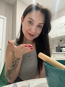 Snapshot of ellie_ssexy chatting on 03/15/25, 03:48 ellie ssexy online show from 03/15/25, 03:48