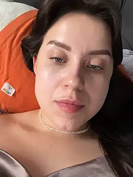 Snapshot of ellie_ssexy chatting on 03/22/25, 04:14 ellie ssexy online show from 03/22/25, 04:14