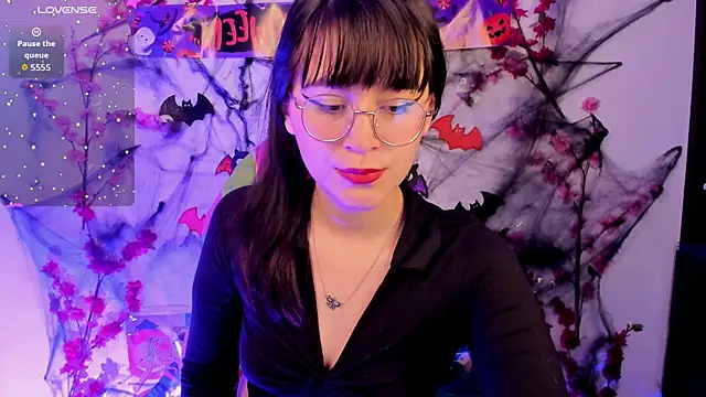 Snapshot of honeykitty_777 chatting on 10/18/25, 03:20 honeykitty 777 online show from 10/18/25, 03:20