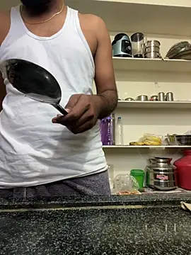 Snapshot of TeluguBoyAbhi chatting on 10/29/25, 04:37 TeluguBoyAbhi online show from 10/29/25, 04:37