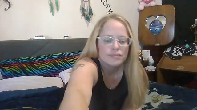 Toybox13 Pika online show from 10/22/25, 03:45