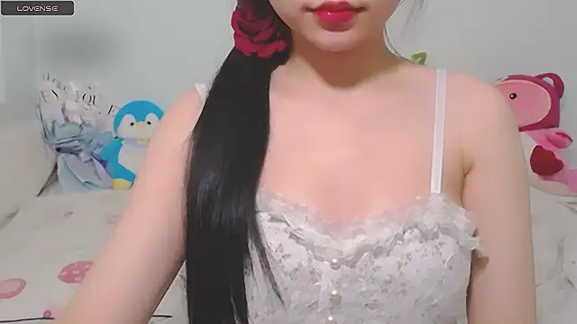 Snapshot of NGOCHA_06 chatting on 02/19/25, 08:22 NGOCHA 06 online show from 02/19/25, 08:22