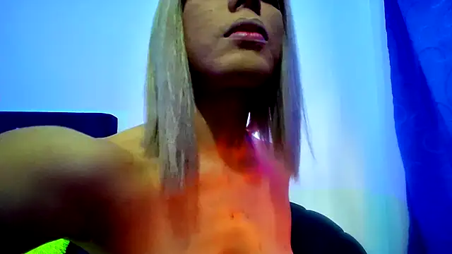 Snapshot of Aliice_Doll chatting on 09/27/25, 06:02 Aliice Doll online show from 09/27/25, 06:02