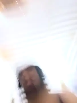 Snapshot of girls_lovers90 chatting on 11/04/25, 07:07 girls lovers90 online show from 11/04/25, 07:07