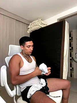 sendfer online show from 11/08/25, 03:07