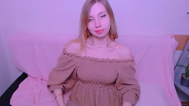 Snapshot of AliceFire_ chatting on 05/29/26, 10:02 AliceFire online show from 05/29/26, 10:02