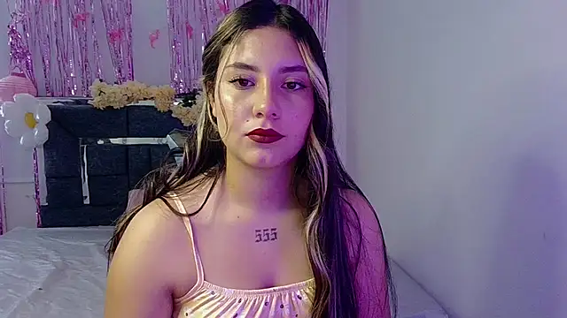 Snapshot of Lia_14_ chatting on 09/20/25, 05:25 Lia 14 online show from 09/20/25, 05:25