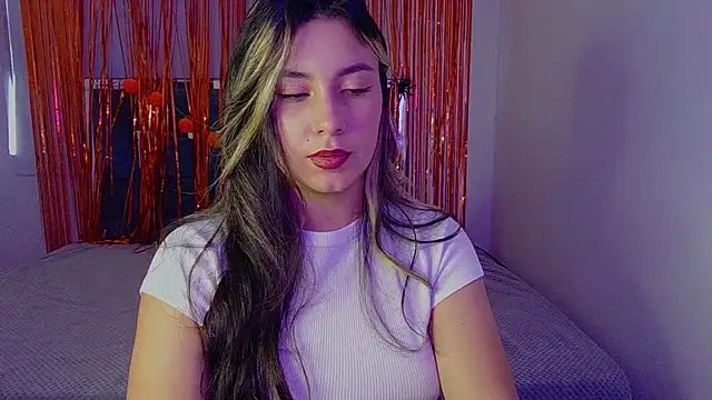 Snapshot of Lia_14_ chatting on 11/01/25, 08:22 Lia 14 online show from 11/01/25, 08:22