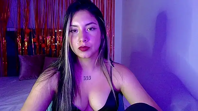 Snapshot of Lia_14_ chatting on 12/15/25, 11:53 Lia 14 online show from 12/15/25, 11:53