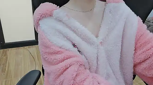 Kemmy babe20 online show from 01/14/25, 06:02