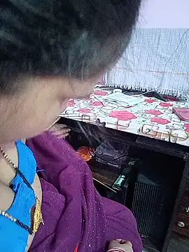 Snapshot of reemacouple007 chatting on 06/18/26, 05:41 reemacouple007 online show from 06/18/26, 05:41