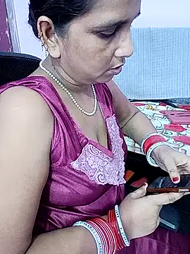 Snapshot of reemacouple007 chatting on 07/14/26, 06:02 reemacouple007 online show from 07/14/26, 06:02