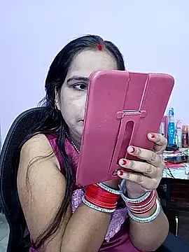 Snapshot of reemacouple007 chatting on 07/15/26, 07:35 reemacouple007 online show from 07/15/26, 07:35