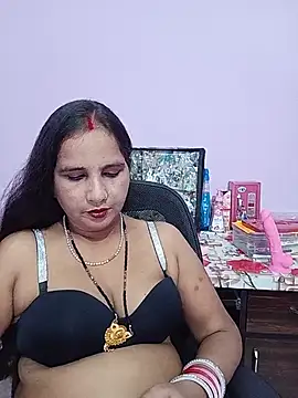Snapshot of reemacouple007 chatting on 07/25/26, 05:21 reemacouple007 online show from 07/25/26, 05:21