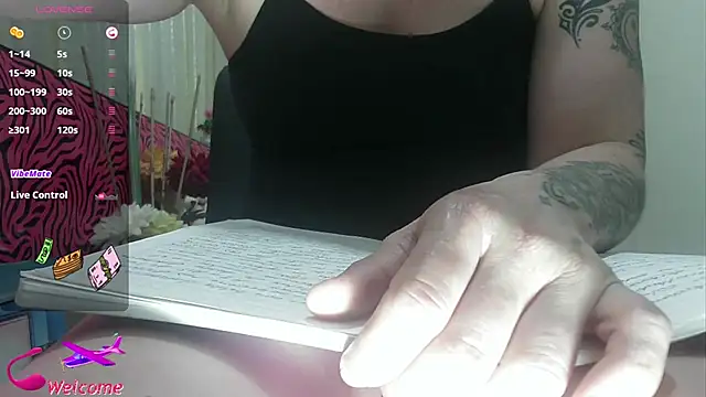 ViickySexy online show from 02/27/26, 07:58