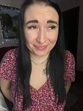 Snapshot of Roxana_Bell chatting on 12/23/24, 03:55 Roxana Bell online show from 12/23/24, 03:55