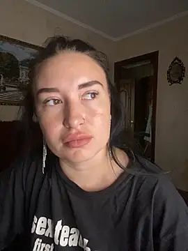 Roxana Bell online show from 06/10/26, 10:58