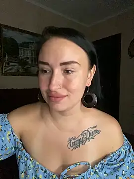 Roxana Bell online show from 06/19/26, 08:01