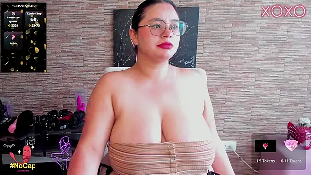 alice cullenbbw online show from 11/17/25, 02:34