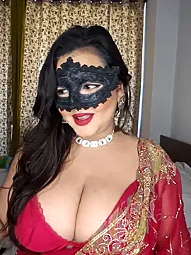 Snapshot of Blossam_07 chatting on 12/23/25, 10:02 Blossam 07 online show from 12/23/25, 10:02